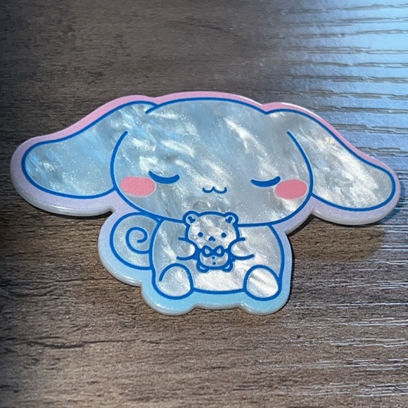 Handmade Kawaii pin - Picture 4 of 6